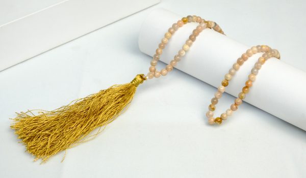 Peach Moonstone Mala 6 mm
