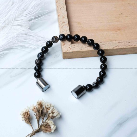 Black Sulemani Metallic Magnetic Bracelet