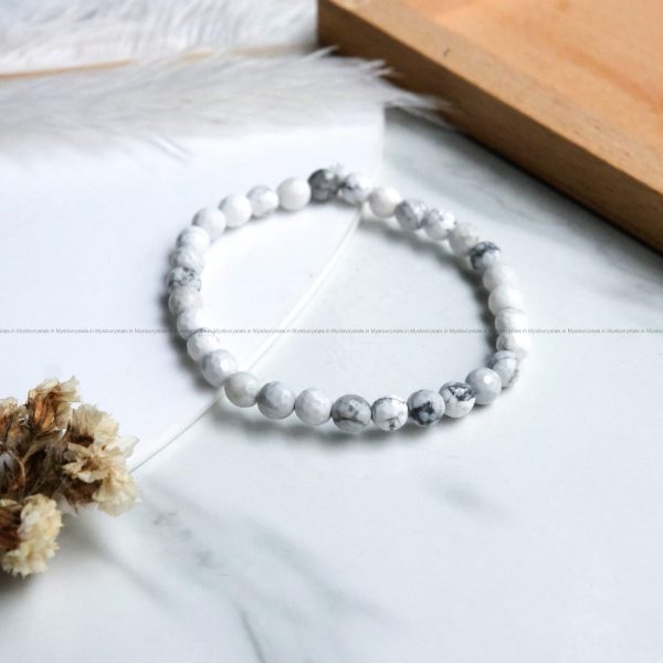 Howlite 6 mm Diamond Cut Bracelet
