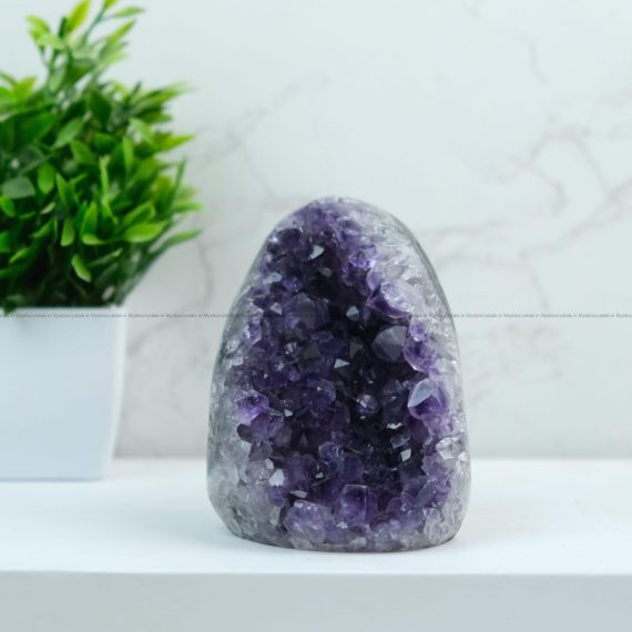 Brazilian Amethyst Small Gode