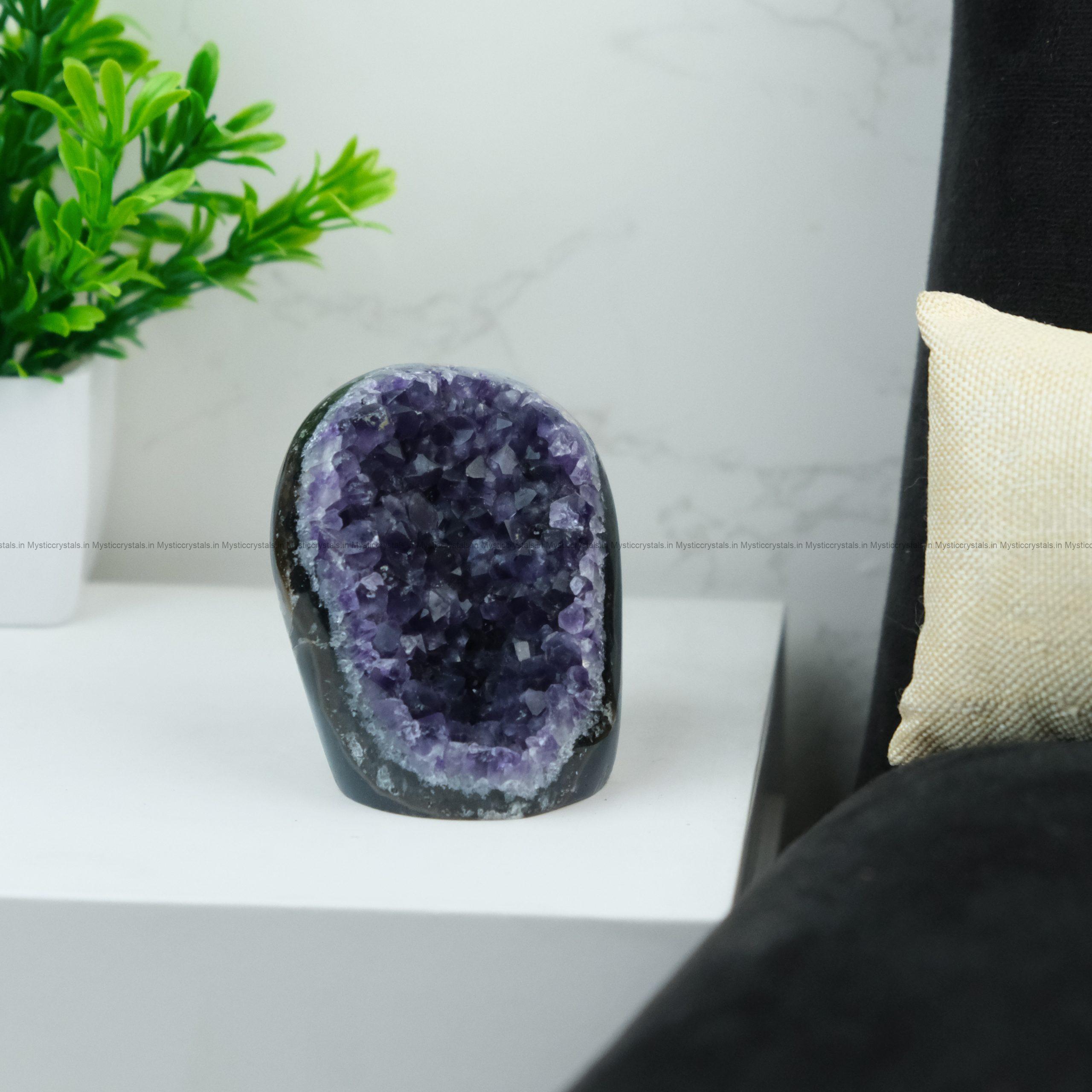 Brazilian Amethyst Small Gode