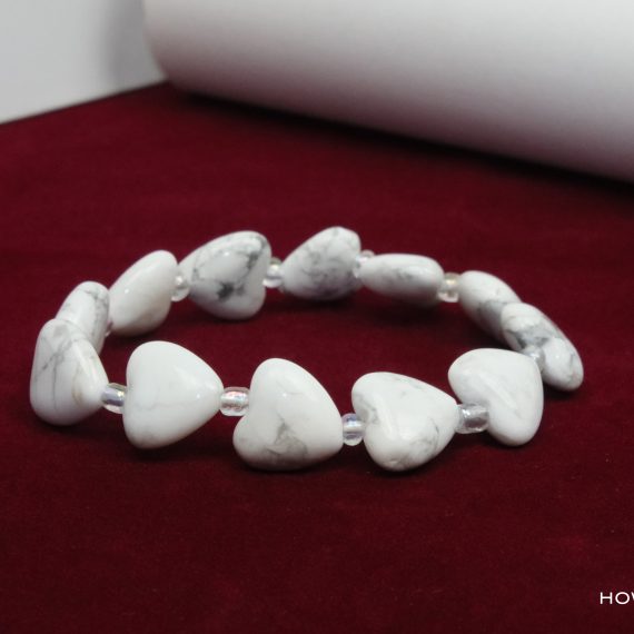 Howlite Heart Shape Bead Bracelet