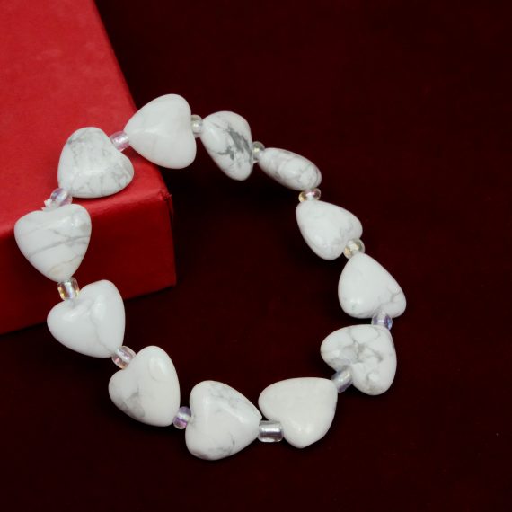 Howlite Heart Shape Bead Bracelet