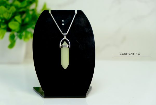 Serpentine Pointer Pendant