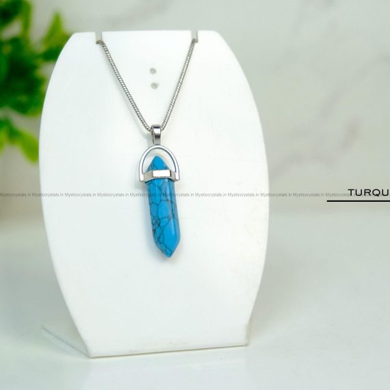 Turquoise Pointer Pendant
