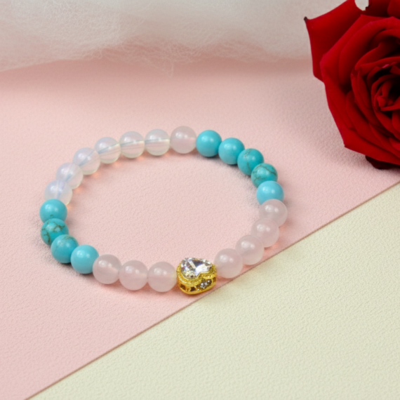 Crystal Bracelet to Attract Opportunities in Relationship