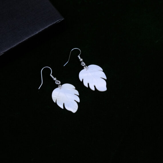 White Mother of Pearl Leaf Shape Earring